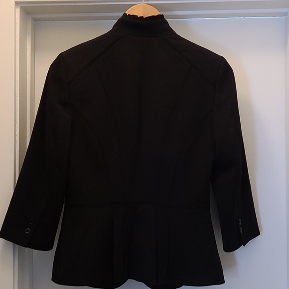 White House Black Market blazer - Picture 5 of 8